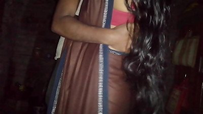 Meri gorgeous wife Riya Ko Kursi Me Bat Ke Chudai Kiya