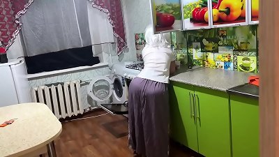 Stepmom is standing in the kitchen and wants anal bang-out for her elder and enormous ass