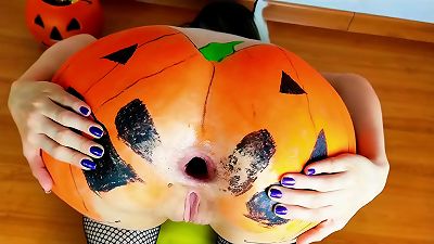 Sweets or hard cock? platinum-blonde fucks gifted black boy on Halloween night.