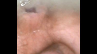 I suspend the water jet in my hole